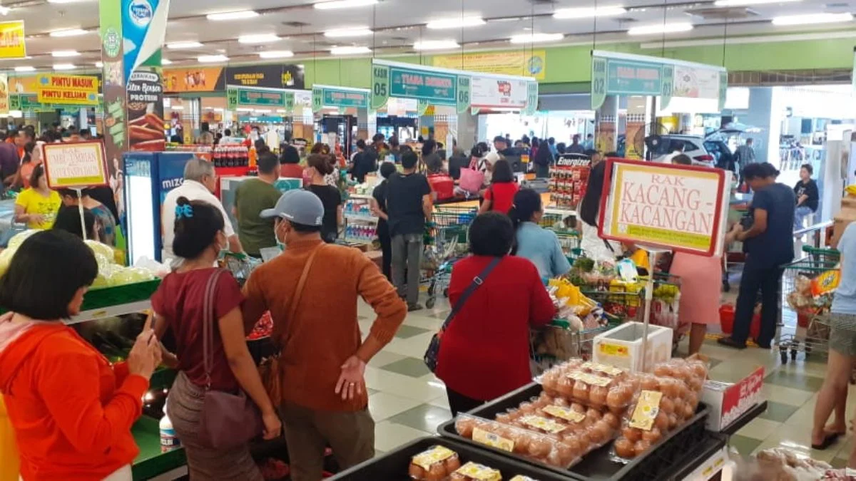 Pengaruh Interaksi Sosial Terhadap Pembentukan Lembaga Sosial