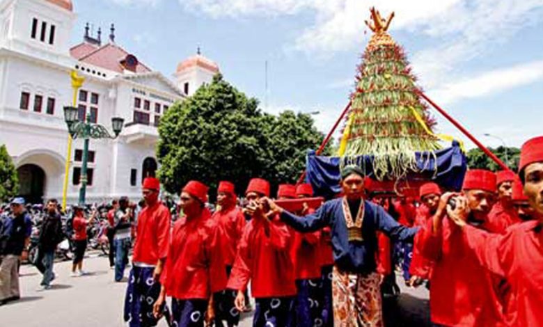 Menentukan peran dan fungsi keragaman budaya Indonesia