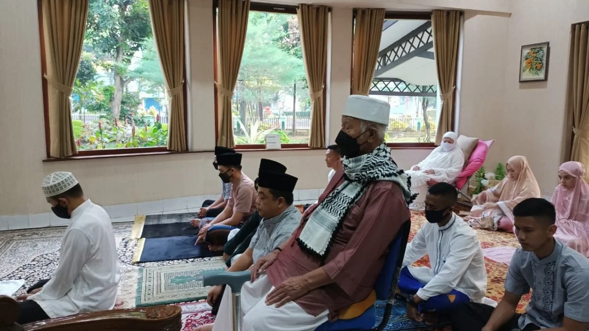 Pranata Agama dan Pranata Politik