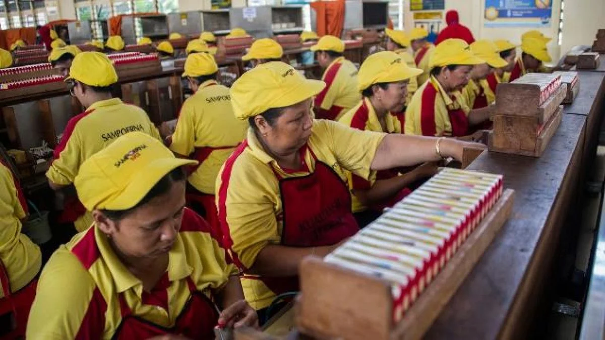Tenaga Kerja dan Angkatan Kerja di Indonesia