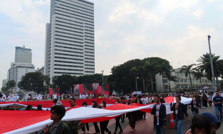 Kirab Merah Putih disambut Antusias Warga Sepanjang Jalan