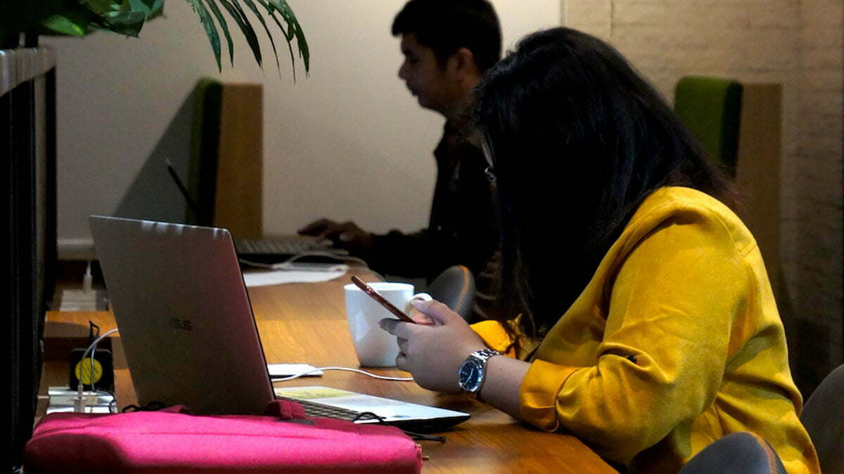 Spesifikasi alat pelindung diri di lingkungan kerja (foto/istimewa)