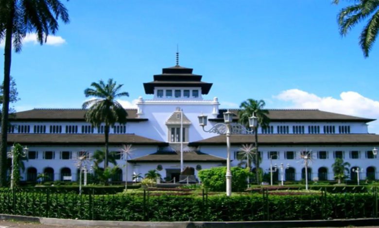 Gedung Sate Bandung Peninggalan kolonial Belanda (foto/istimewa)