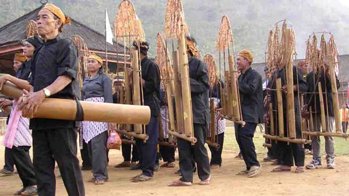 Perbedaan Budaya Masyarakat Indonesia Akibat Perbedaan Lokasi: Dari Sabang Sampai Merauke (ft/istimewa)