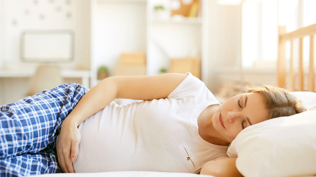 Posisi Tidur Ibu Hamil: Panduan untuk Kesehatan dan Kenyamanan (ft/istimewa)