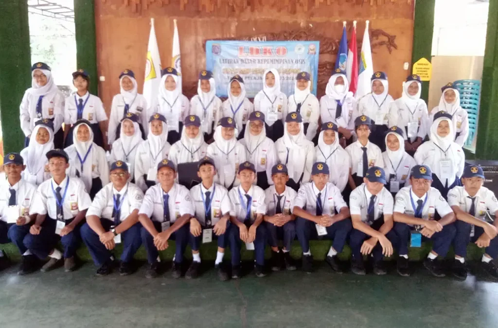 Membangun Kepemimpinan Melalui LDK OSIS SMPN 20 Depok (ft/istimewa)