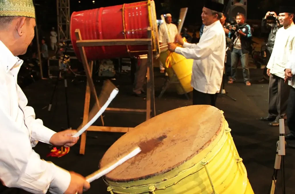 Mengalunnya Kemeriahan Takbiran: Perayaan Meriah Idul Fitri di Indonesia (ft/istimewa)