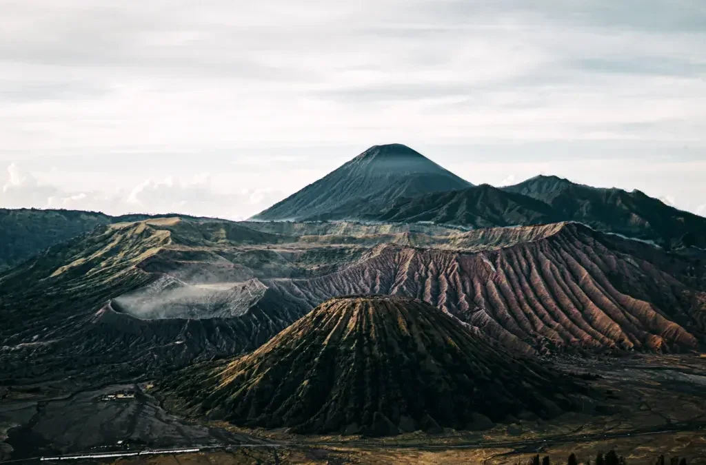 Keragaman Bentuk Muka Bumi di Indonesia dan Dampaknya bagi Kehidupan (ft/istimewa)