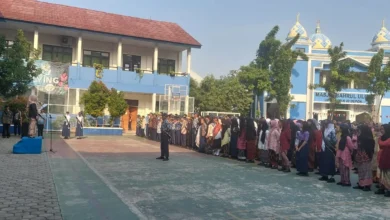 Upacara peringatan Sumpah Pemuda di SMPN 20 Kota Depok (ft/istimewa)