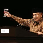 Peran B.J. Habibie dalam Reformasi 1998 dan Awal Demokrasi Indonesia (ft.istimewa)