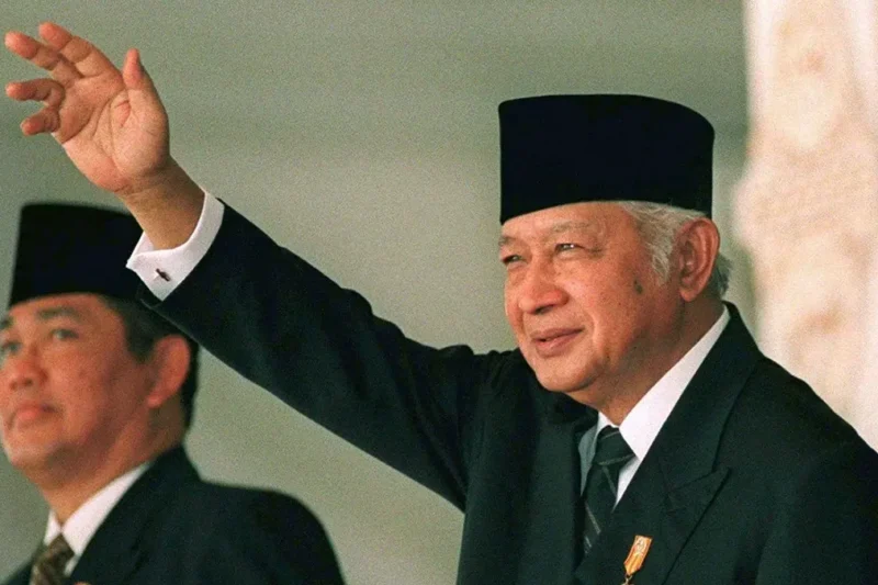 Kebijakan Ekonomi Soeharto: Dari Swasembada Pangan hingga Krisis Moneter 1998