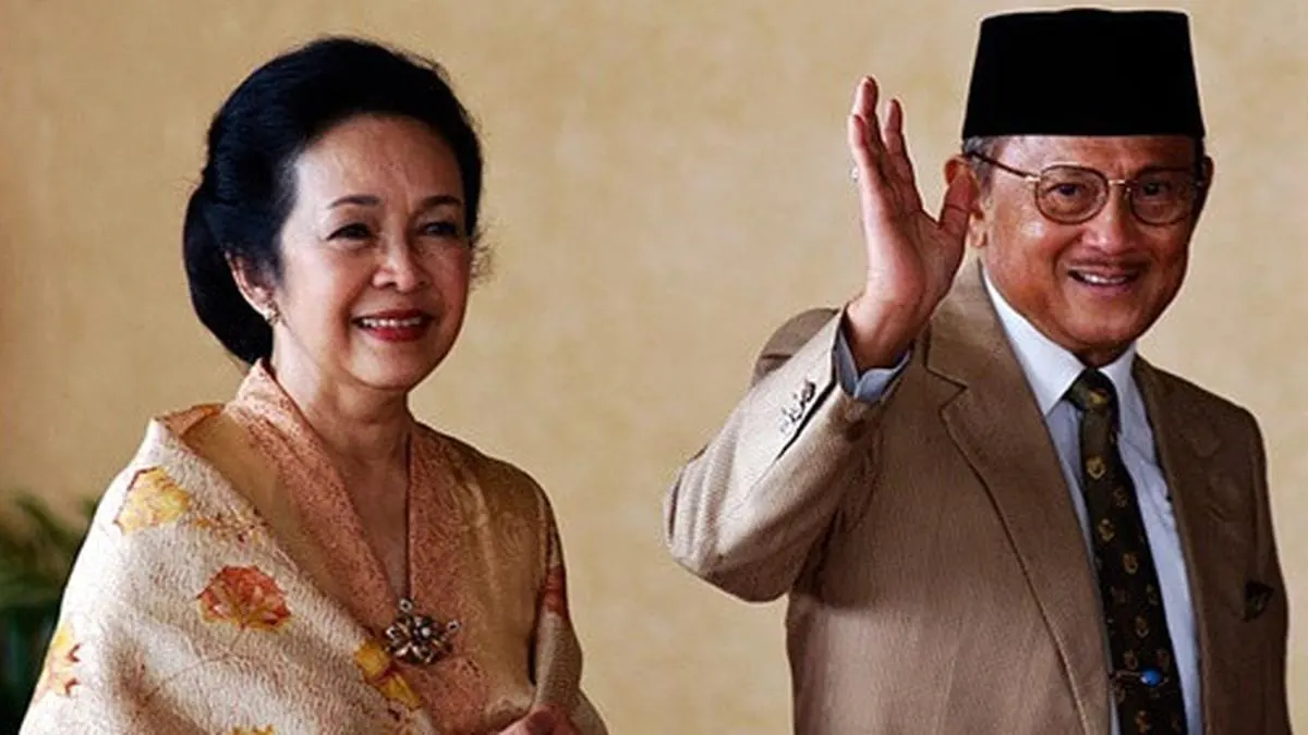 B.J. Habibie: Masa Transisi dari Orde Baru ke Reformasi