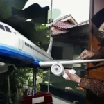 B.J. Habibie dan Teknologi: Mimpi Besar Industri Dirgantara Indonesia (ft.istimewa)
