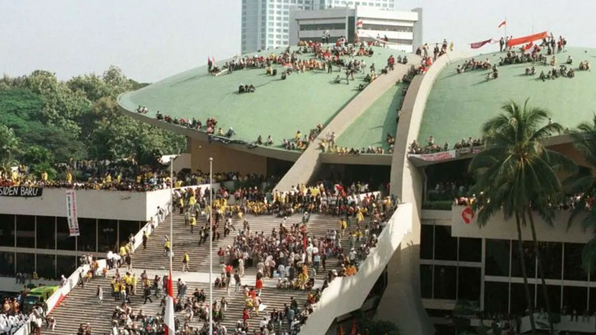 Gerakan Reformasi 1998: Akhir dari Kepemimpinan Soeharto (ft.istimewa)