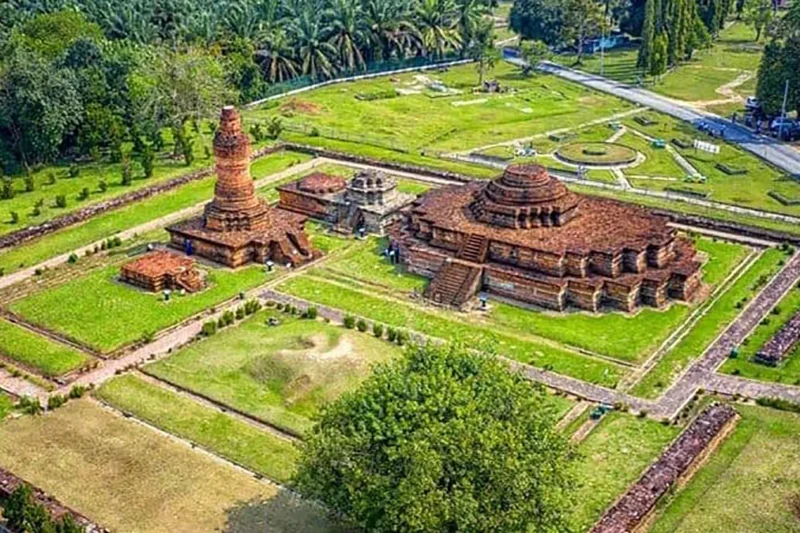 Sejarah Kerajaan Sriwijaya: Pusat Maritim dan Agama Buddha di Asia Tenggara