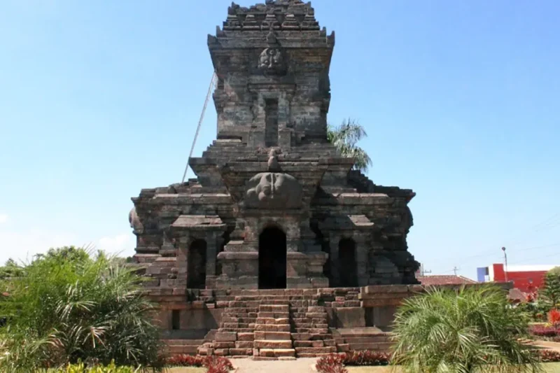Dampak Keruntuhan Kerajaan Kediri terhadap Sejarah Kerajaan-Kerajaan di Jawa Timur