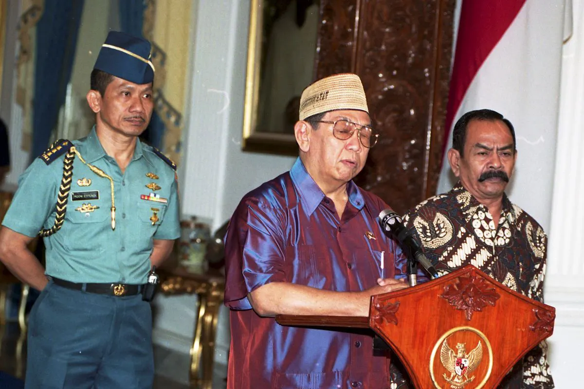 Penolakan Dekrit Gus Dur: Latar Belakang, Alasan, dan Dampaknya (ft..istimewa)