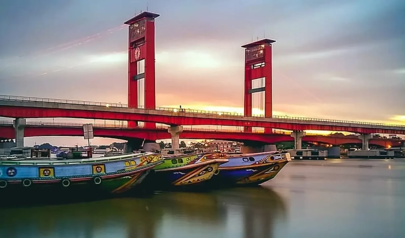 Mengenal Jembatan Ampera: Ikon Legendaris Kota Palembang (ft.istimewa)