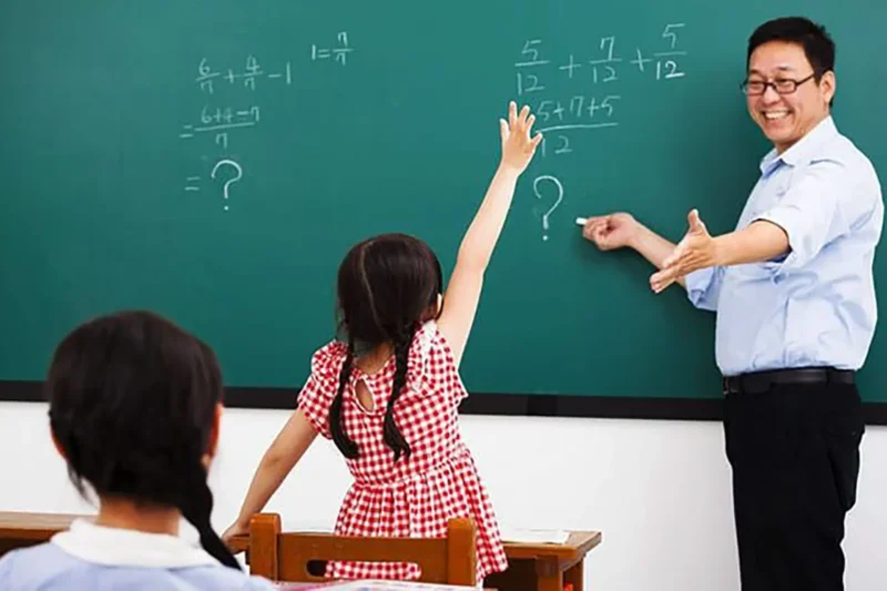 Guru Lebih Penting: Pendidikan Tidak Akan Berkualitas Tanpa Guru Hebat