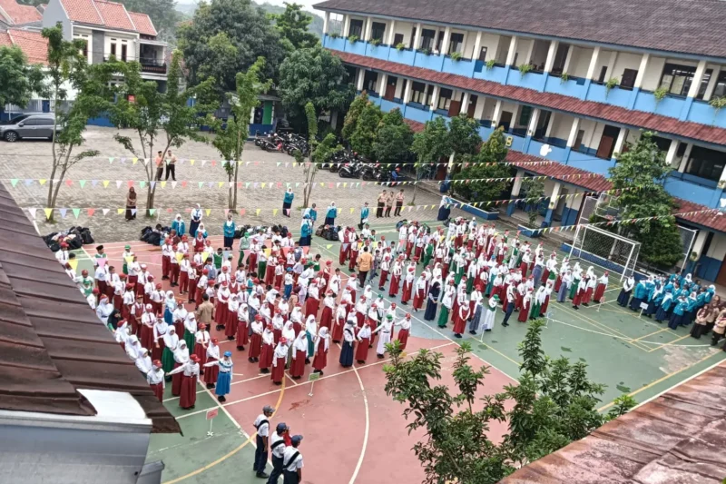 Hari Pertama Masuk Sekolah: Persiapan dan Tips untuk Sukses