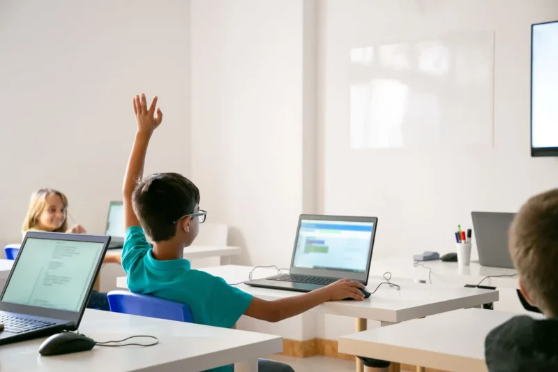 Deep Learning dalam Dunia Pendidikan Indonesia: Antara Tren dan Transformasi Kurikulum Merdeka