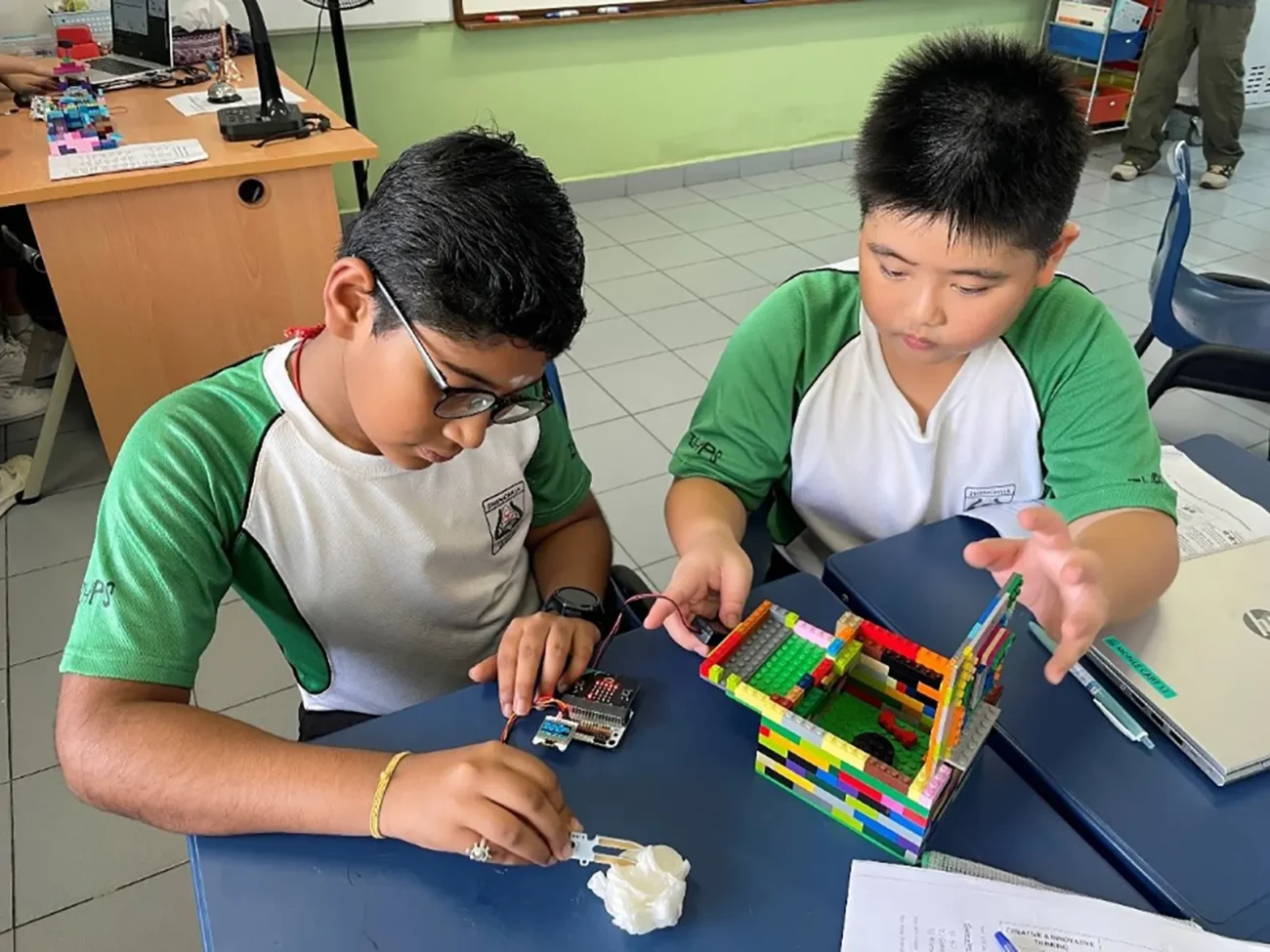 Transformasi Pendidikan dengan Deep Learning: Dari Teori ke Praktik (ft.istimewa)