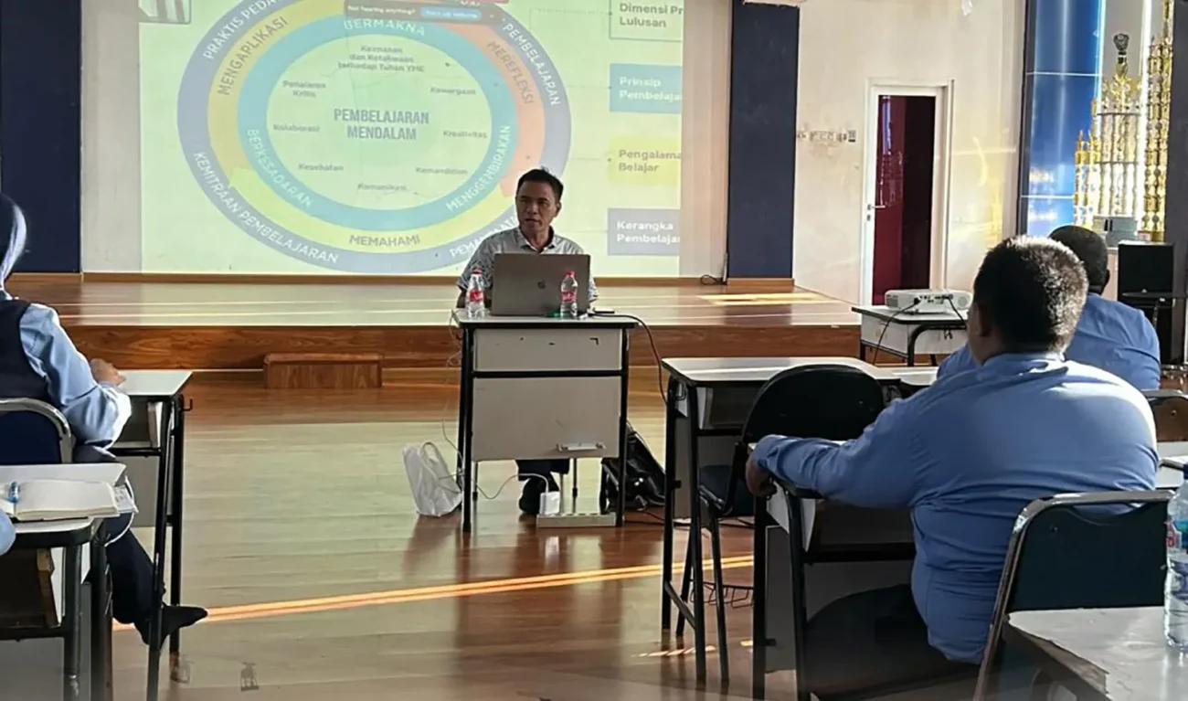 Perbedaan Surface Learning dan Deep Learning: Mana yang Lebih Efektif? (ft.istimewa)