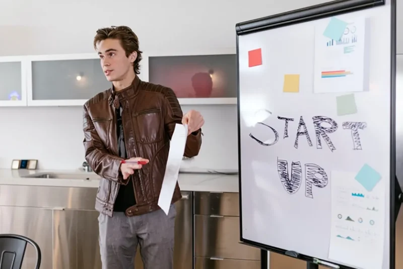 Tips Memilih Layanan Bisnis yang Tepat untuk UMKM dan Startup