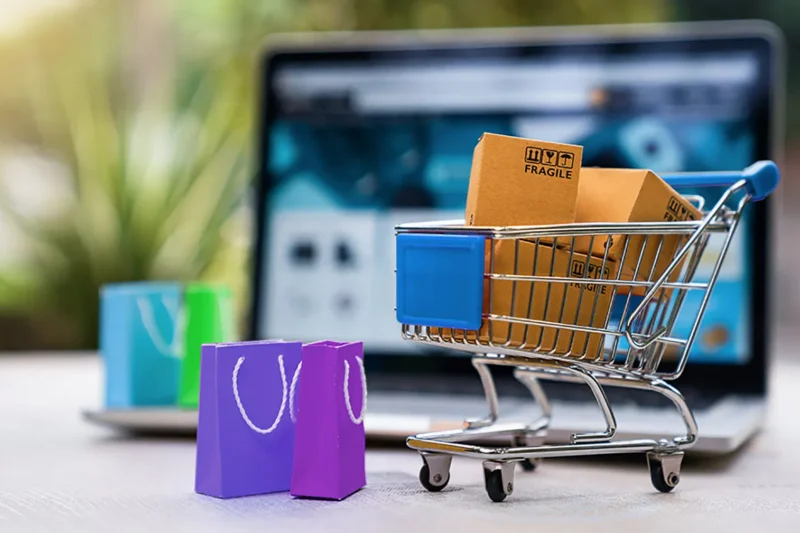 E-Commerce dan Persaingan Bisnis di Indonesia: Siapa yang Unggul?