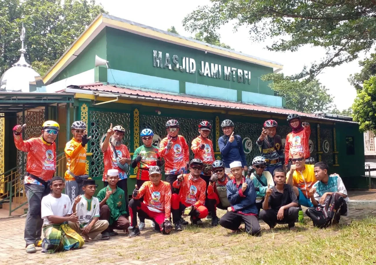 Gowes Bersama Sahabat Portugal ke Masjid Jami MTB Federal via Rawayan: Perjalanan Penuh Makna (ft.istimewa)