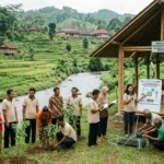 Peran Lembaga Sosial dalam Mengelola Sumber Daya Alam dan Meningkatkan Kualitas SDM (AiStudio)
